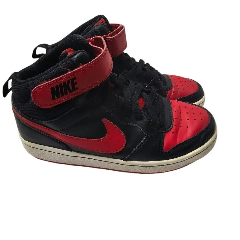 Nike Court Borough Mid 2 Bred Red Black size 5.5 Youth